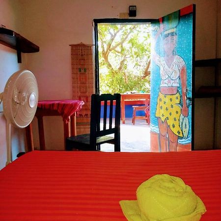 מלון Puerto Ángel Casa Gundi Y Tomas מראה חיצוני תמונה